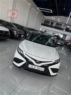 تۆیۆتا کامری